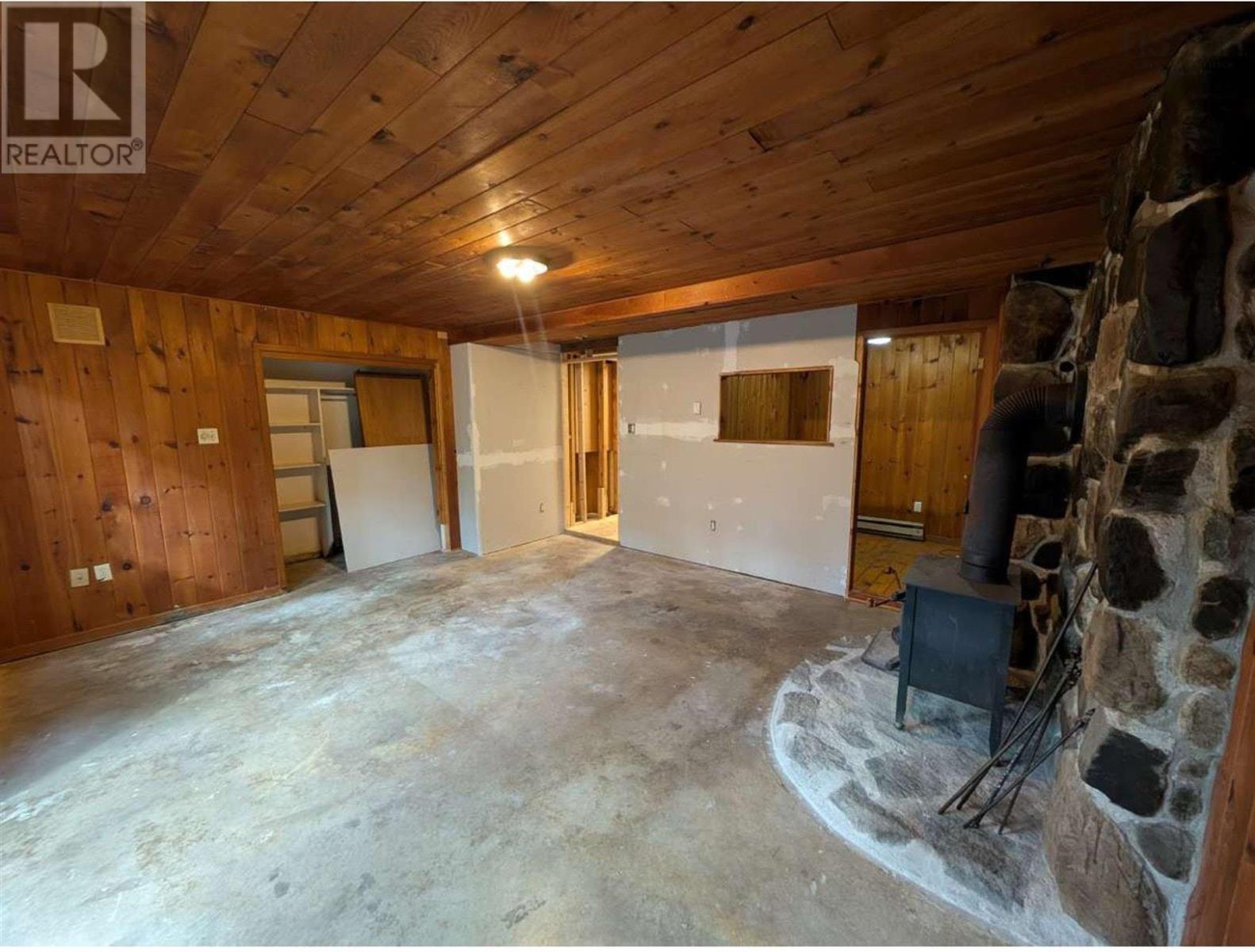 19 Foster Avenue Property Photo 30
