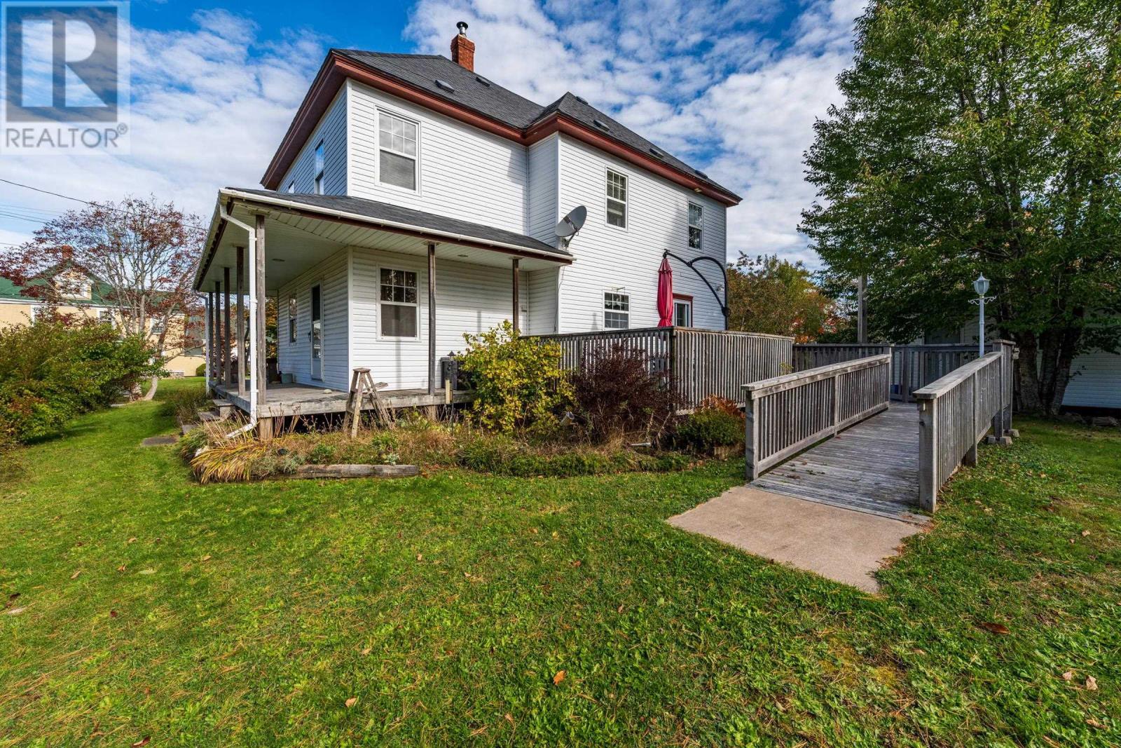 1 Belleville Road Property Photo 4
