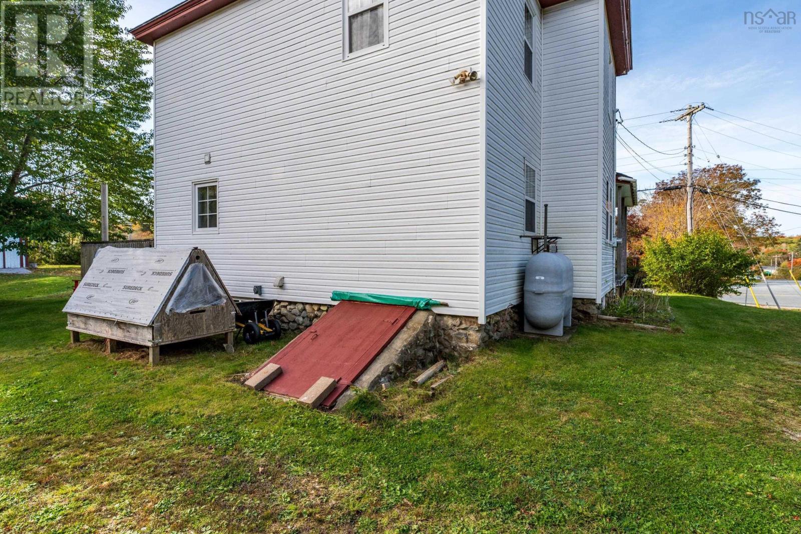 1 Belleville Road Property Photo 10