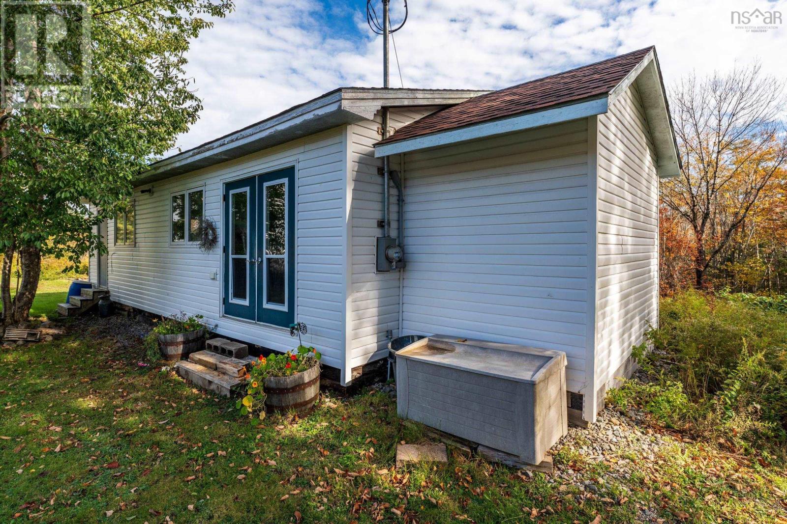 1 Belleville Road Property Photo 13