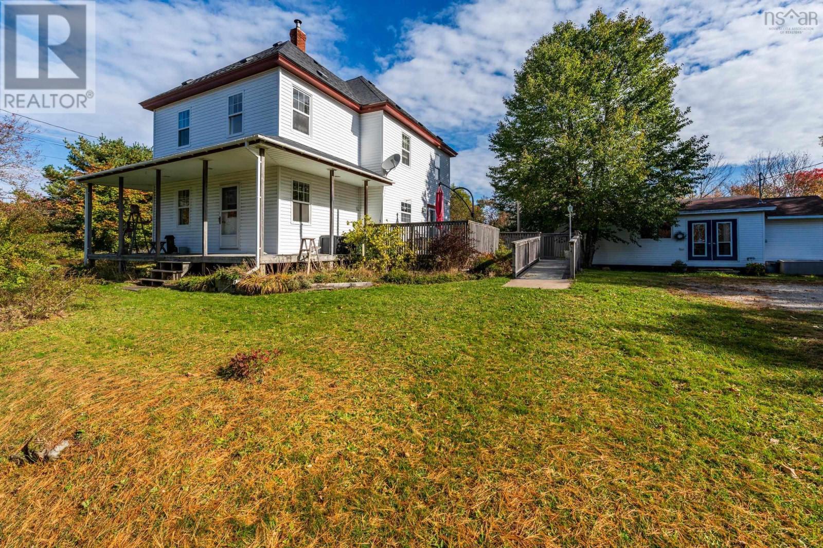 1 Belleville Road Property Photo 17