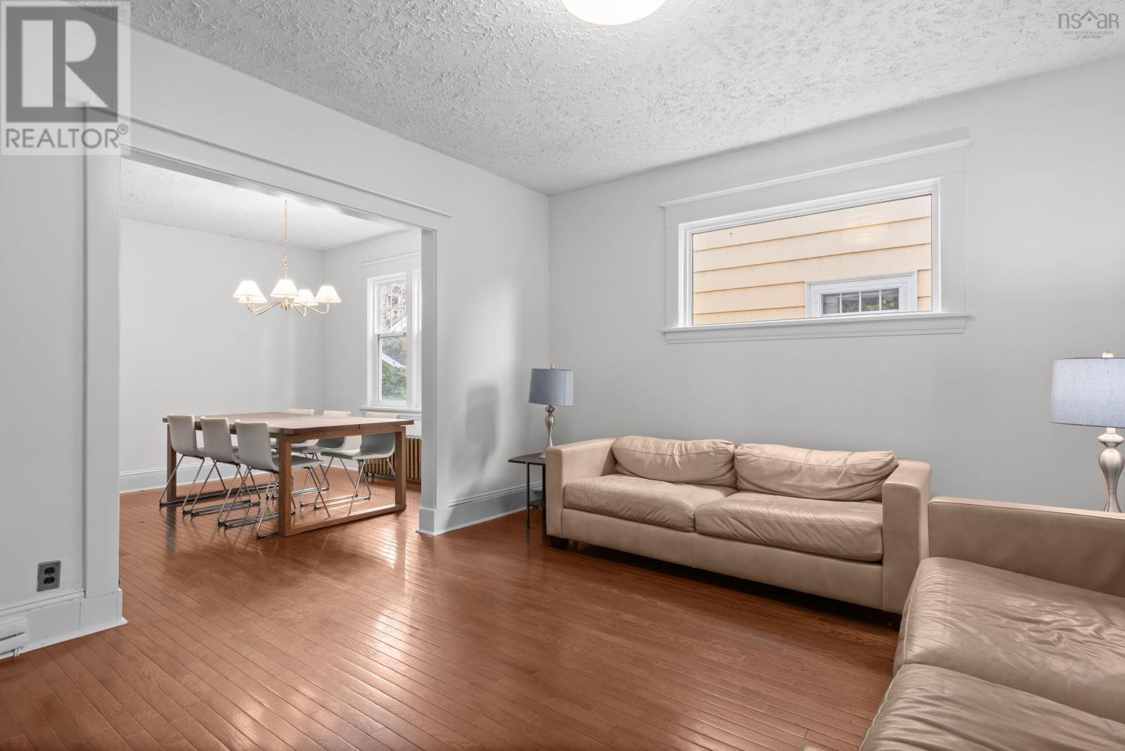 1951 Vernon Street Property Photo 11