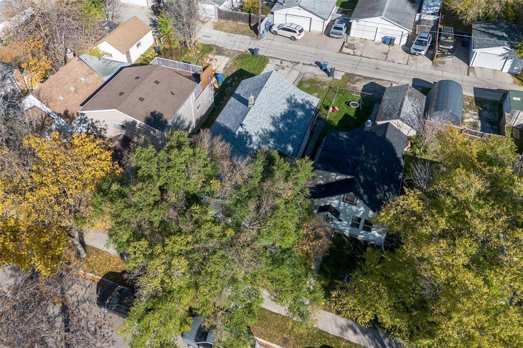 321 Kilbride Avenue Property Photo 30