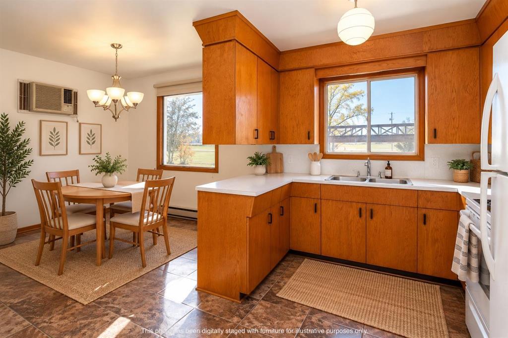 57 Saskatchewan Street Property Photo 9