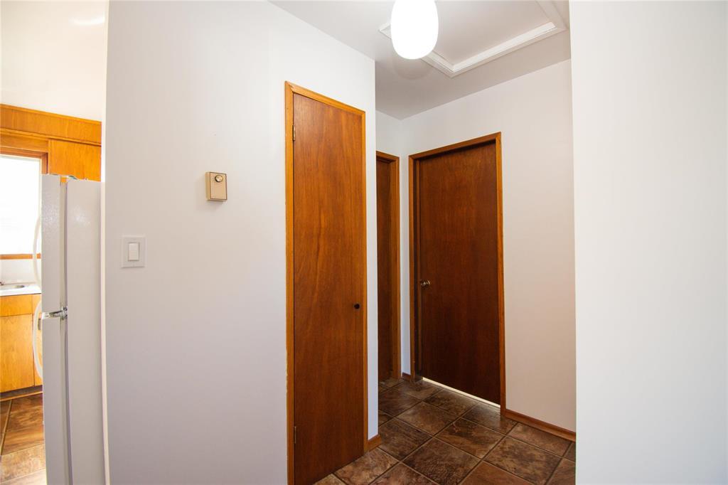 57 Saskatchewan Street Property Photo 13