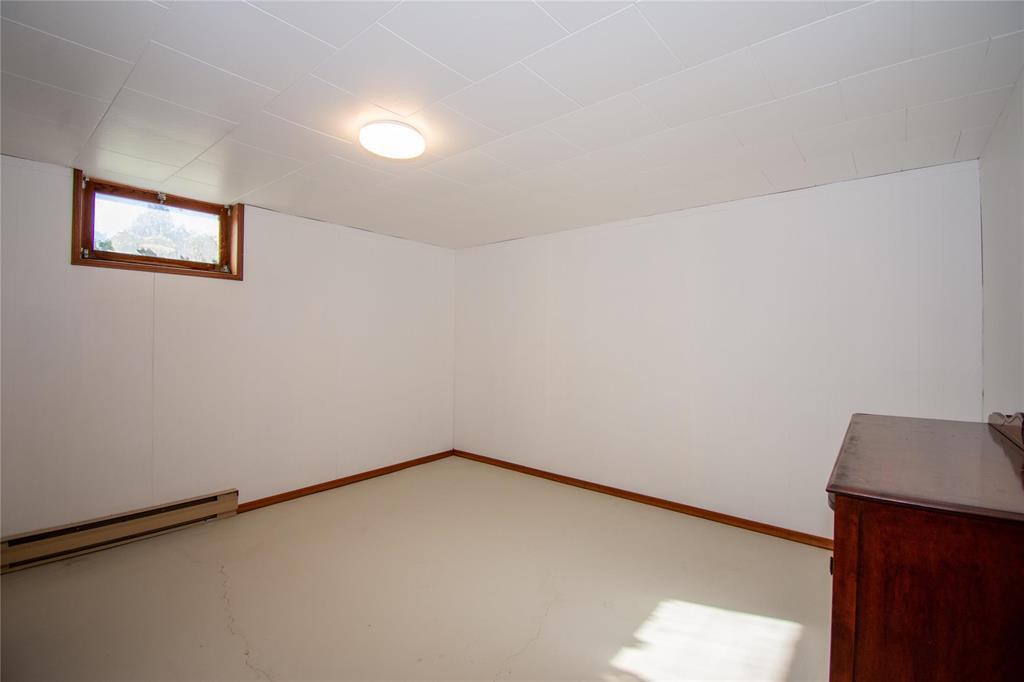 57 Saskatchewan Street Property Photo 28