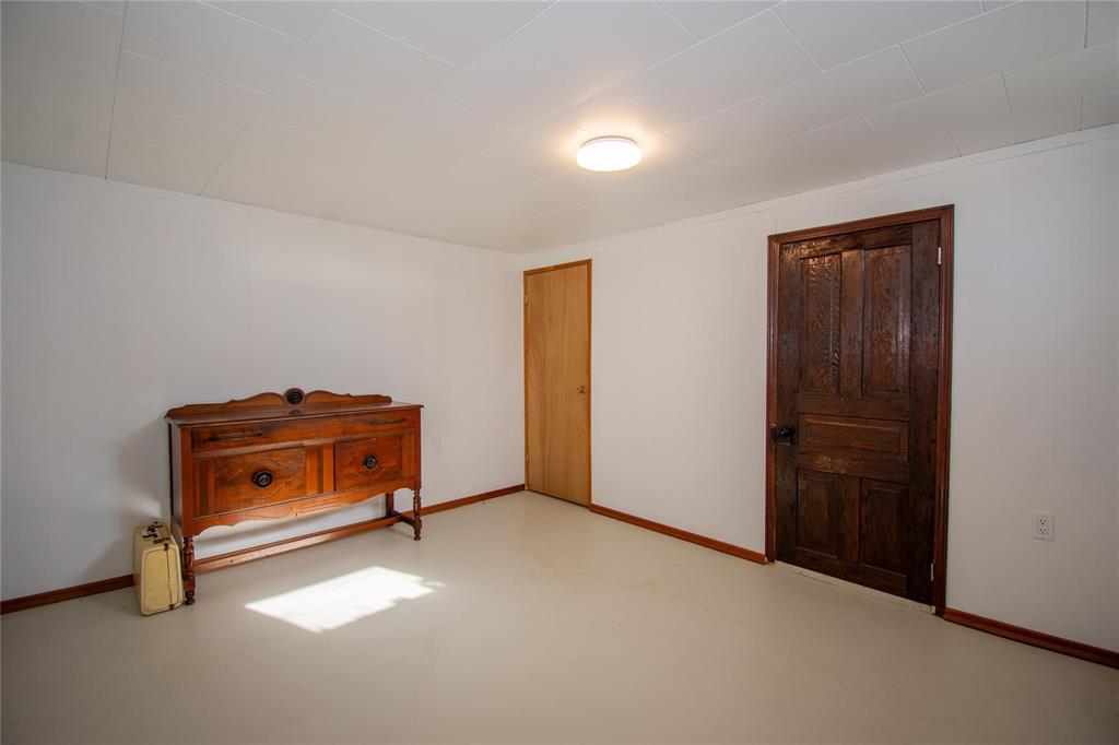 57 Saskatchewan Street Property Photo 29