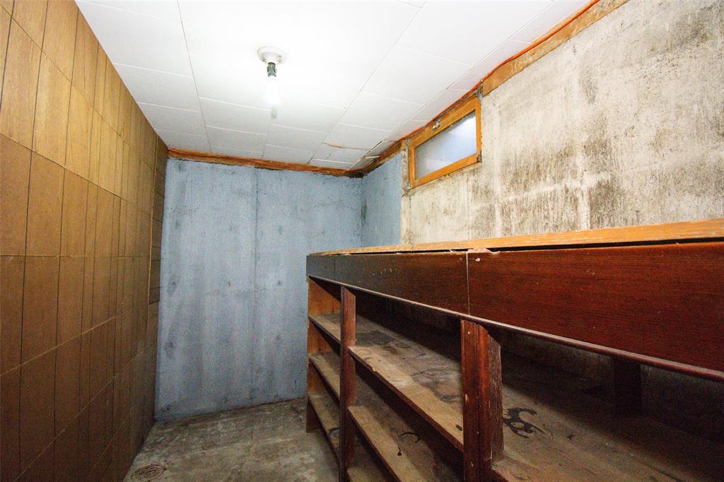 57 Saskatchewan Street Property Photo 33