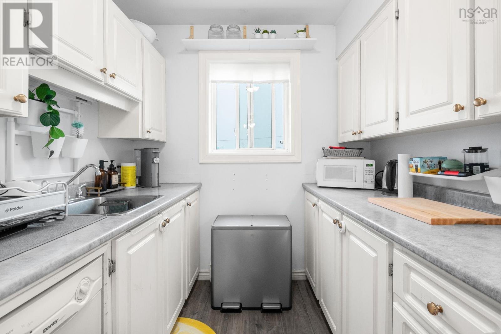 349 281 Windmill Road Property Photo 16