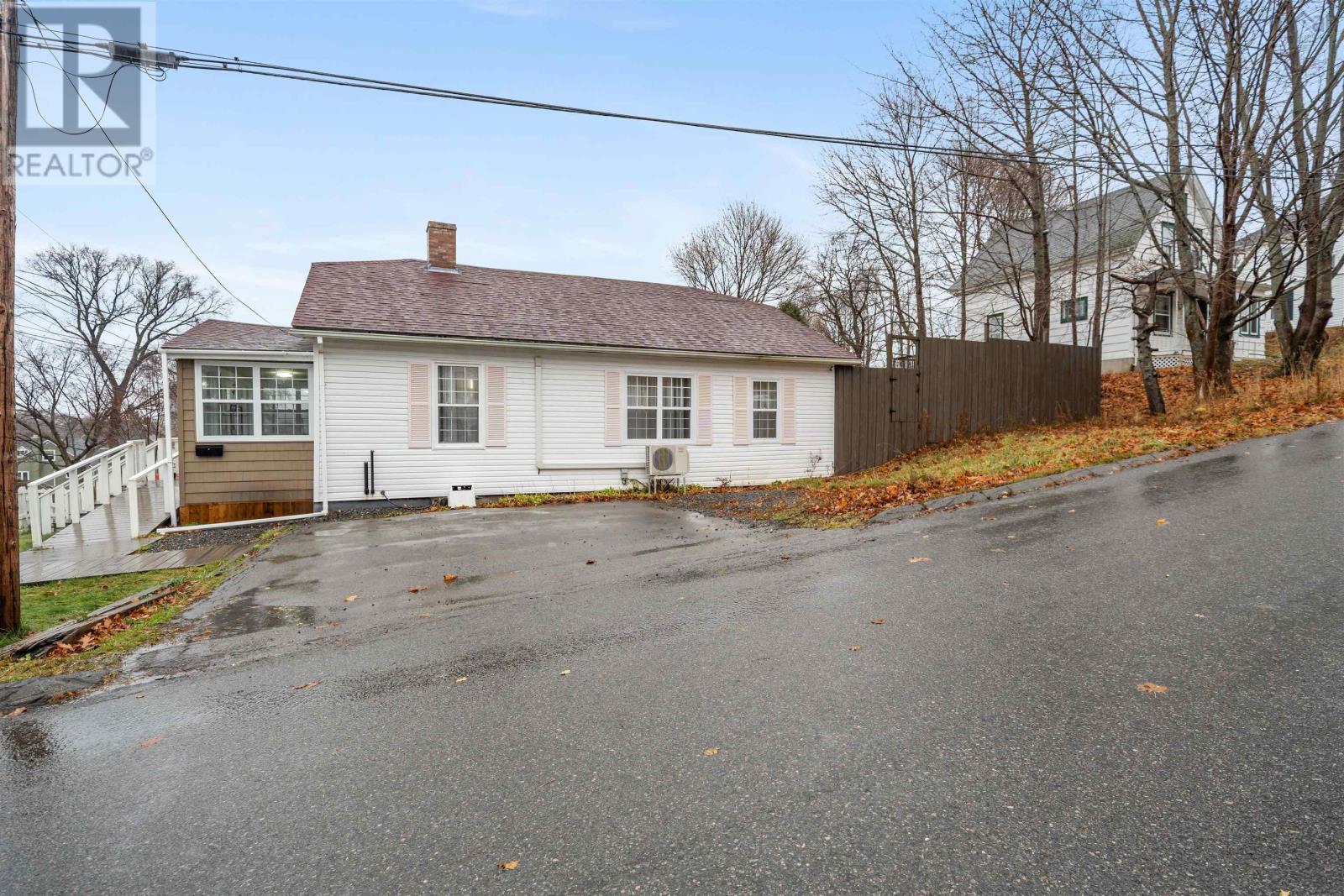140 Maple Avenue Property Photo 46