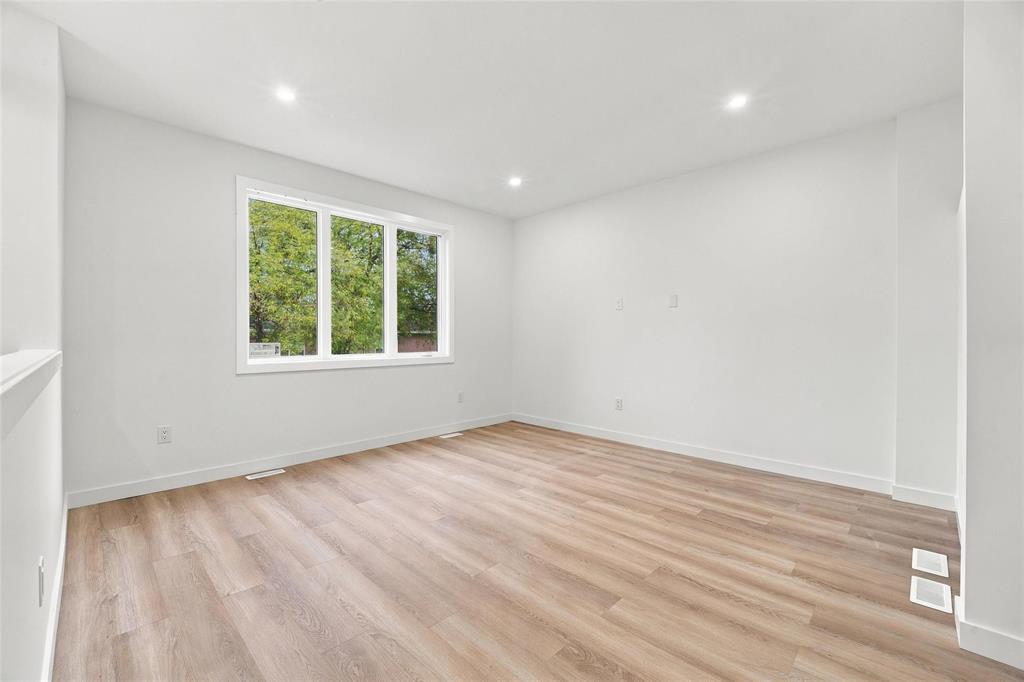 7 Portland Avenue Property Photo 9