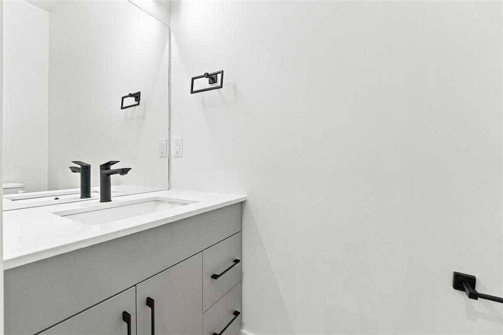 7 Portland Avenue Property Photo 10