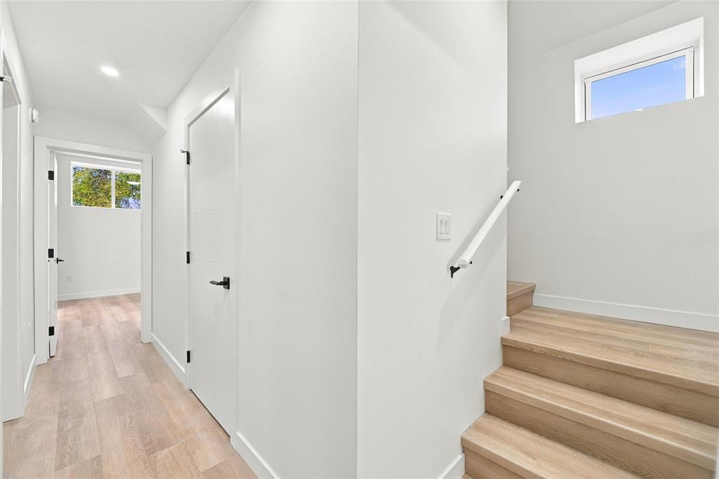 7 Portland Avenue Property Photo 12