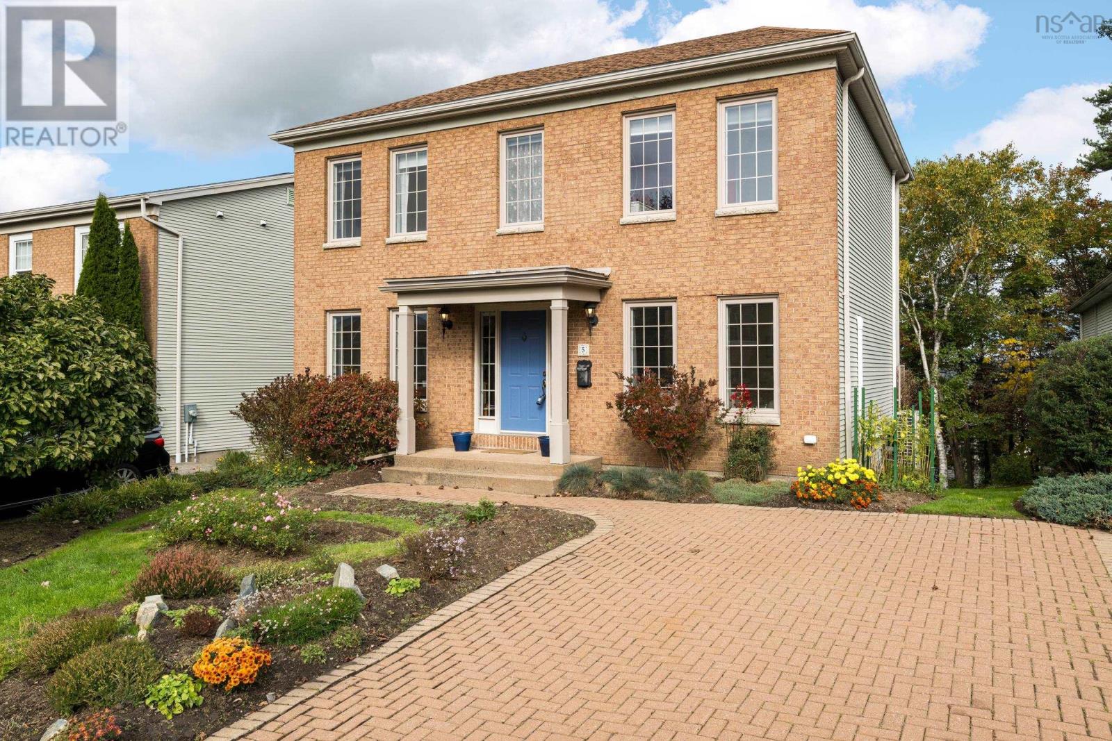 5 Clipper Court Property Photo 3