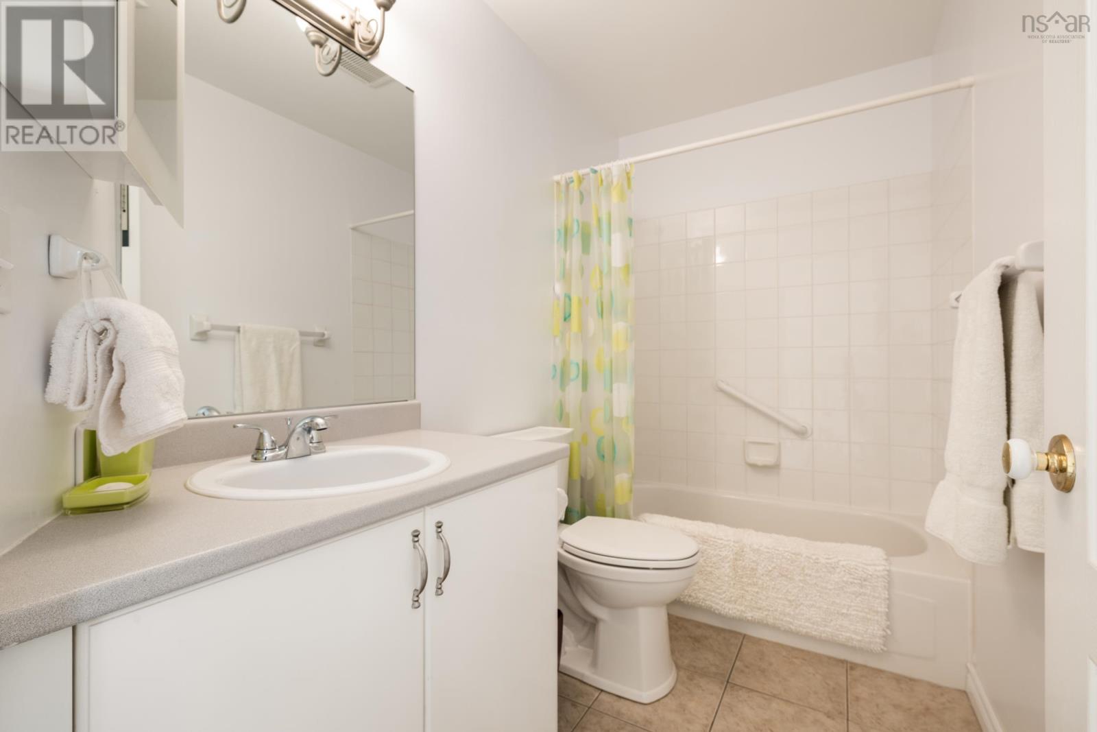 5 Clipper Court Property Photo 27