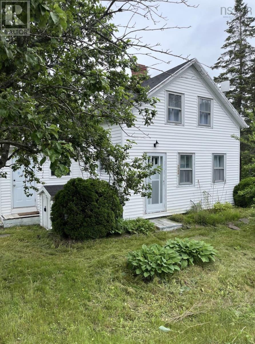 2099 Highway 320 Property Photo 2