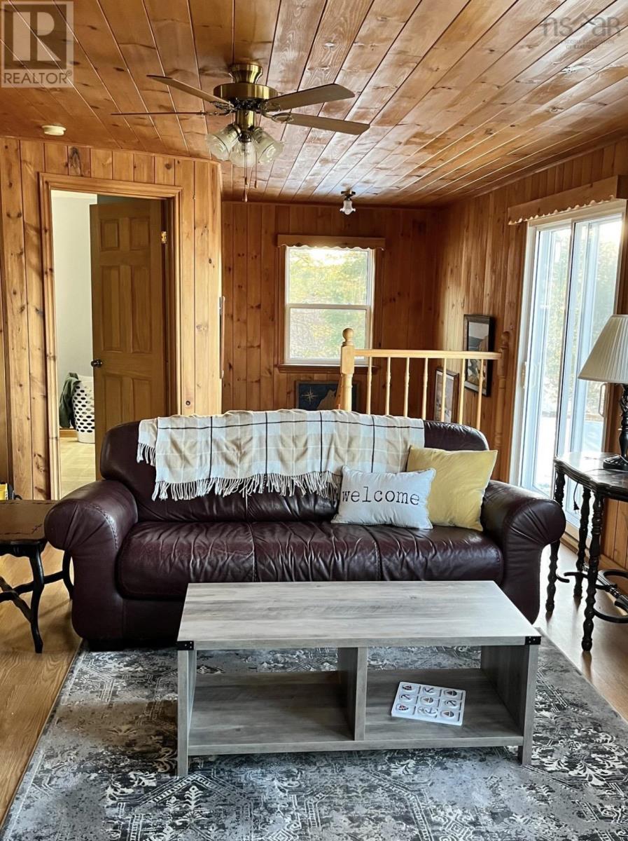 2099 Highway 320 Property Photo 8