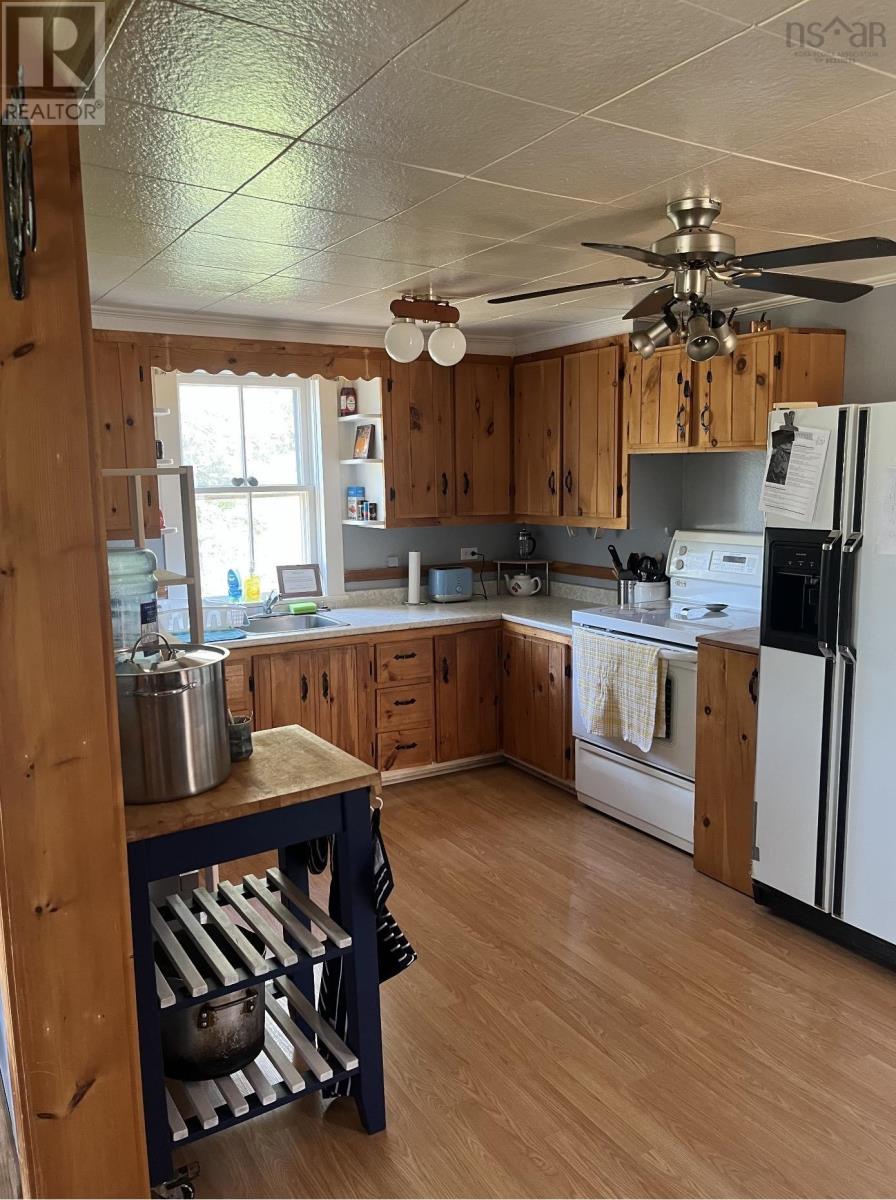 2099 Highway 320 Property Photo 9