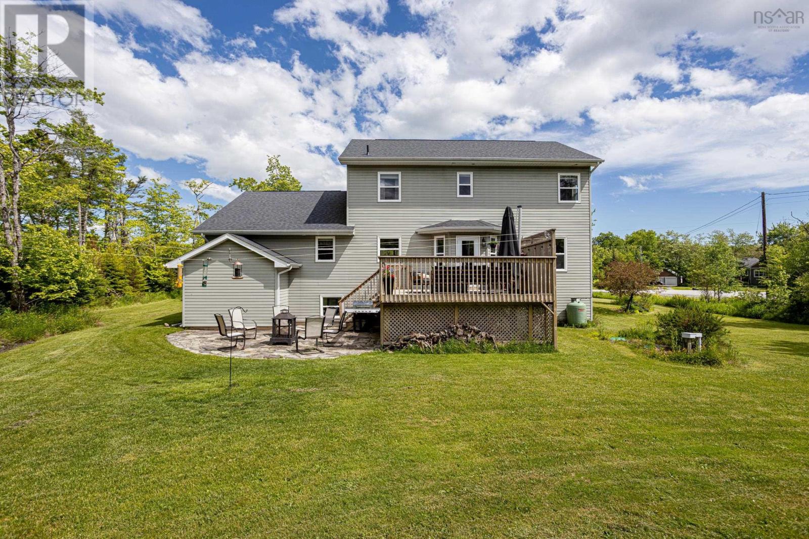71 Yezen Court Property Photo 3