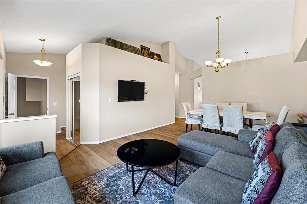 75 Tychonick Bay Property Photo 6