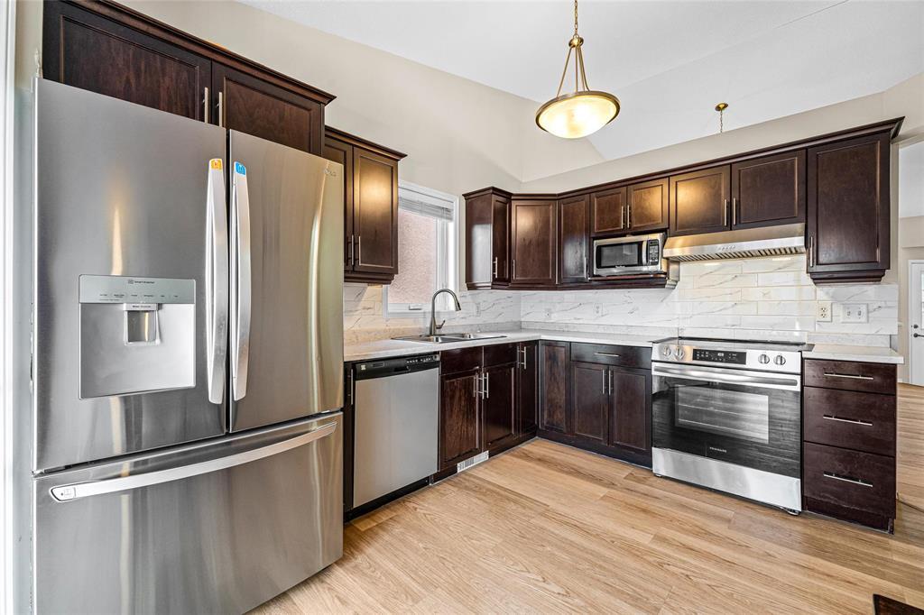 75 Tychonick Bay Property Photo 12