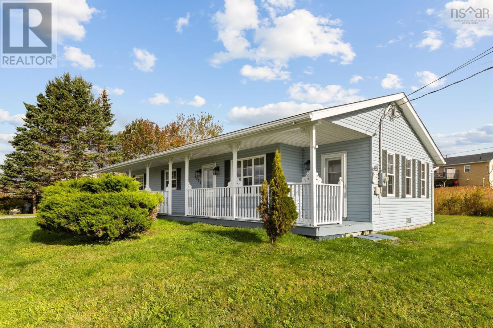 1570 Terence Bay Road Property Photo 2