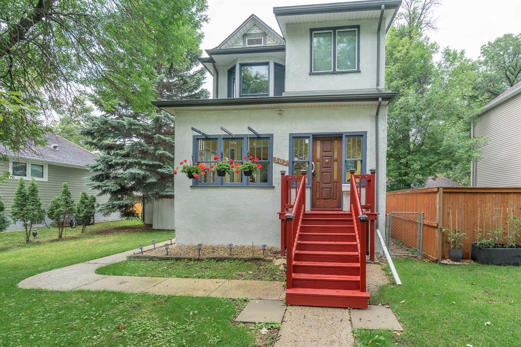 302 Woodlawn Street Property Photo 1