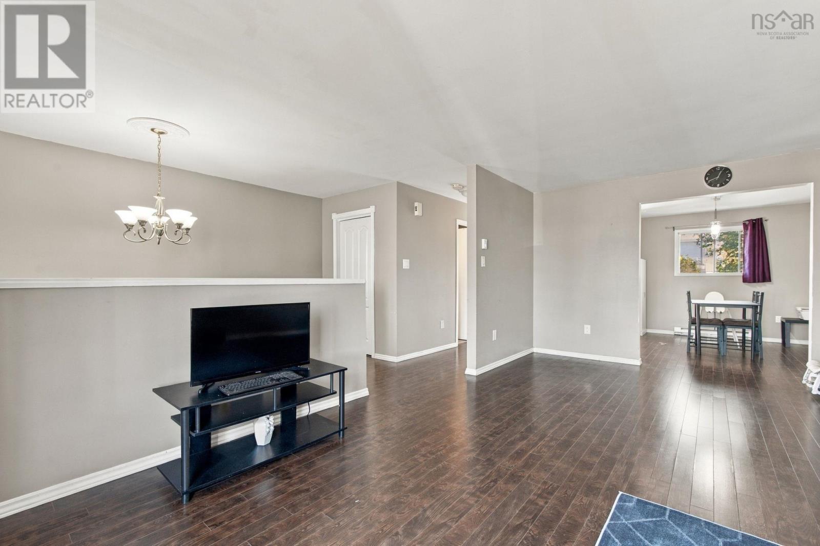 103 Silver Maple Drive Property Photo 10