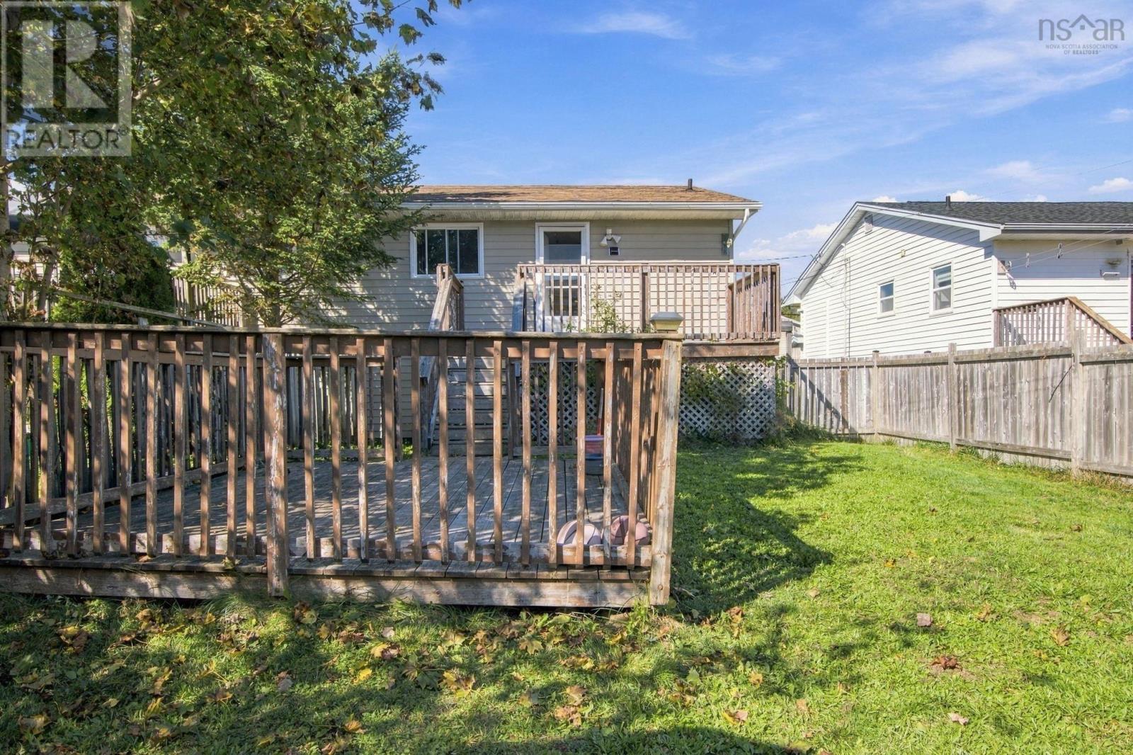 103 Silver Maple Drive Property Photo 32