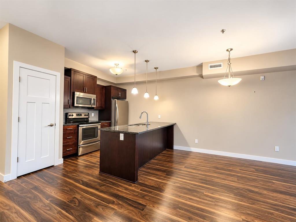 106 89 Creek Bend Road Property Photo 8