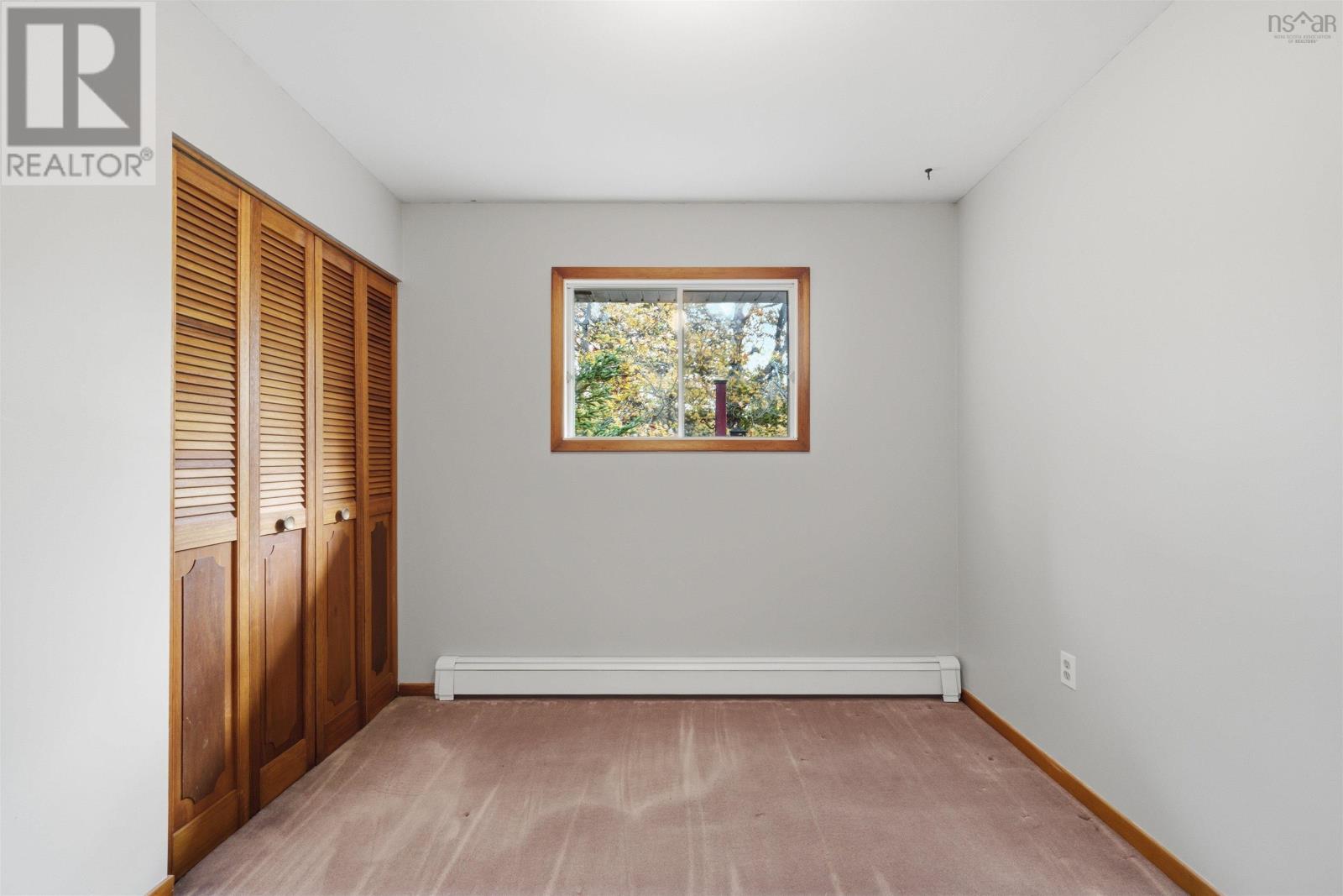 12 Ivylea Crescent Property Photo 14