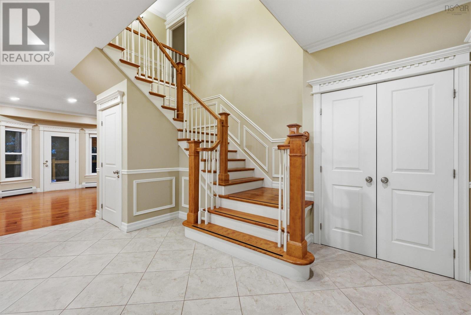 26 Ravines Drive Property Photo 4