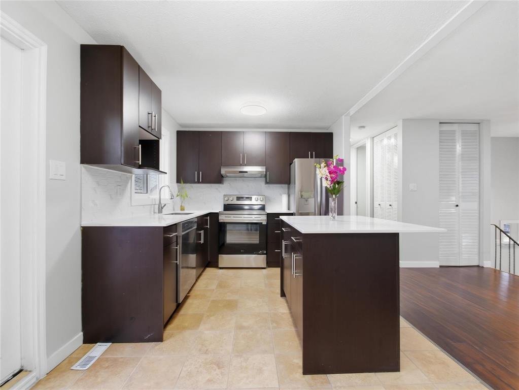 54 Herron Road Property Photo 11