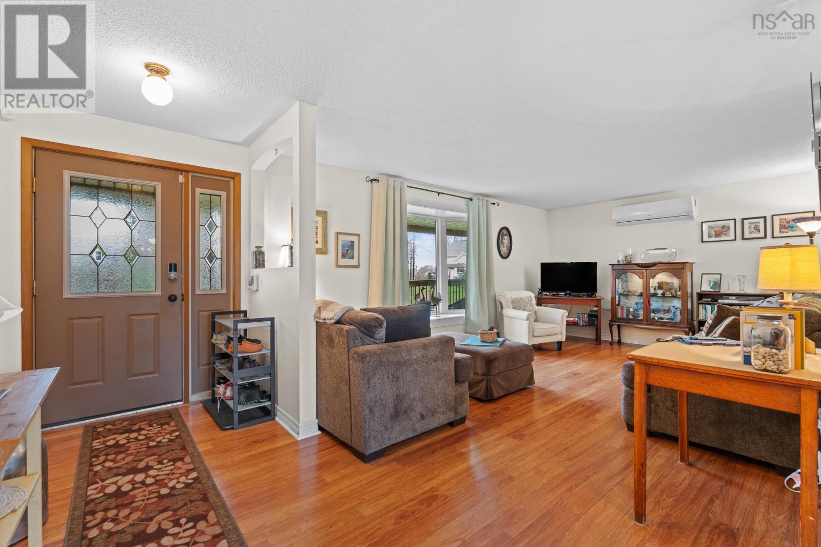 19 Harmony Road Property Photo 5