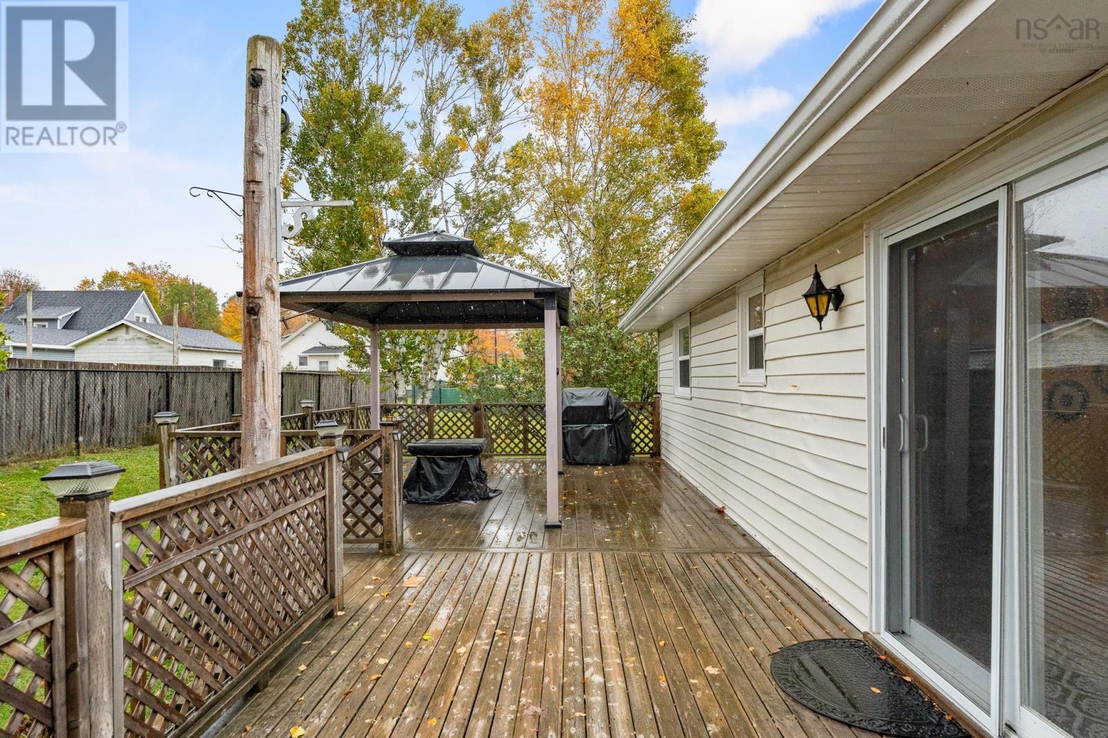 19 Harmony Road Property Photo 46