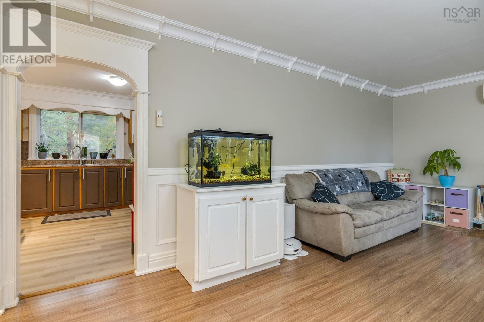 608 Windsor Junction Road Property Photo 3