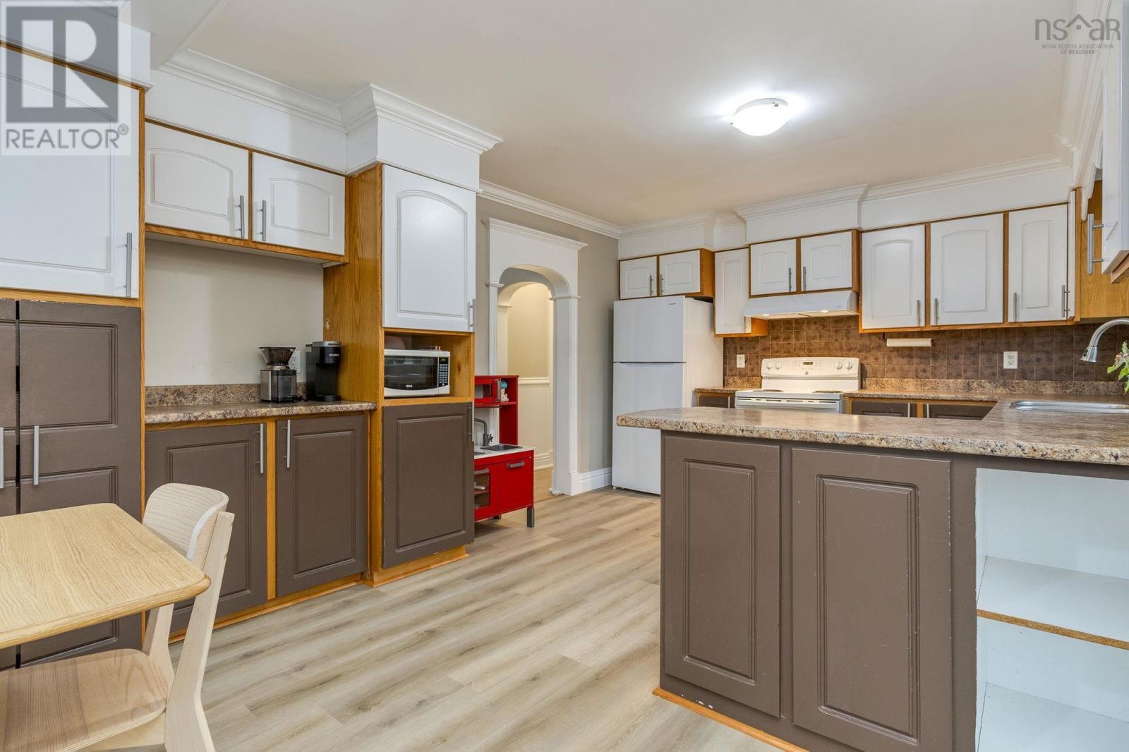608 Windsor Junction Road Property Photo 20