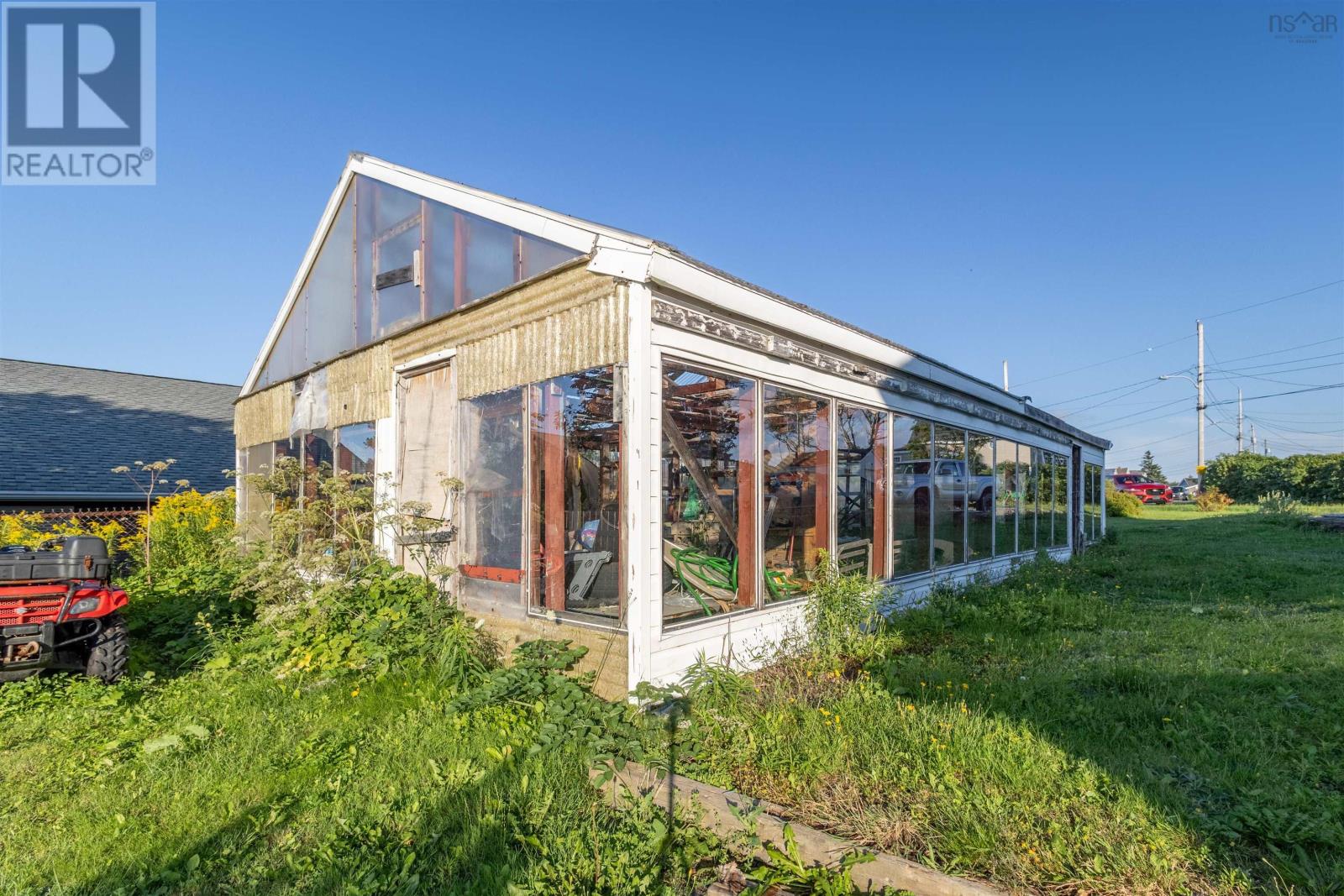 3 Collins Street Property Photo 6