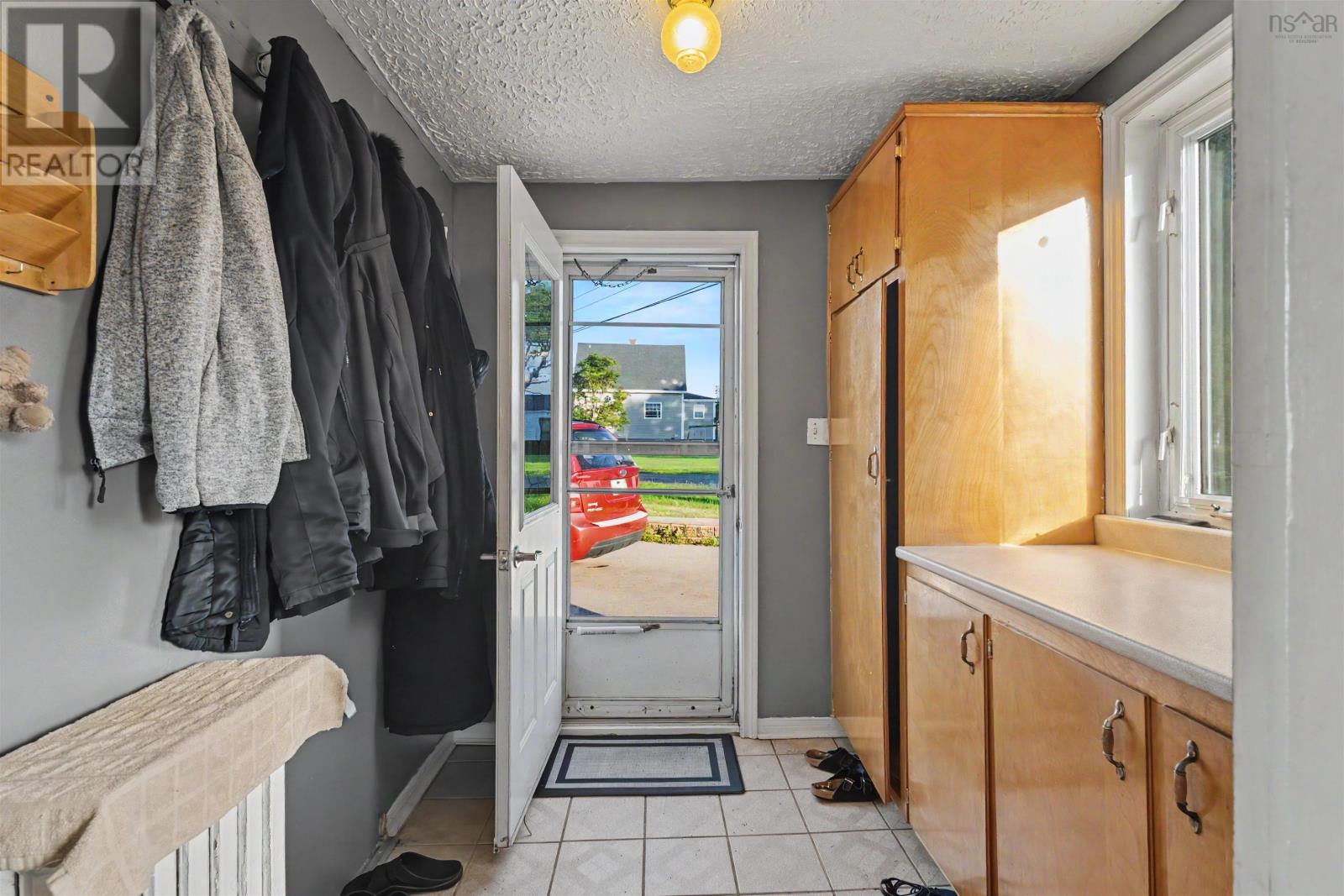 3 Collins Street Property Photo 10