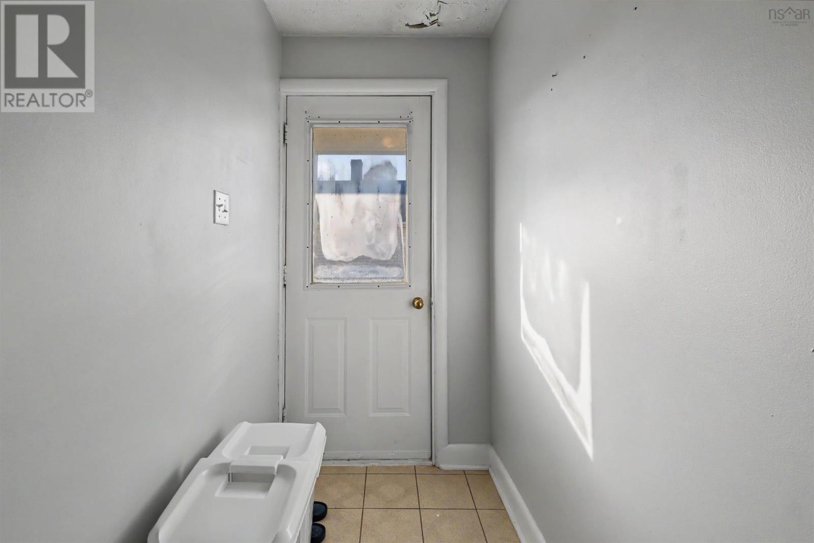 3 Collins Street Property Photo 11