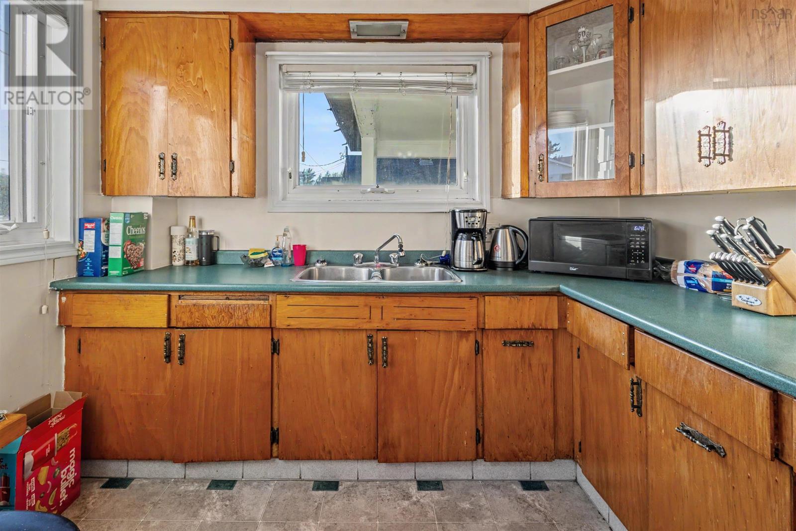 3 Collins Street Property Photo 21