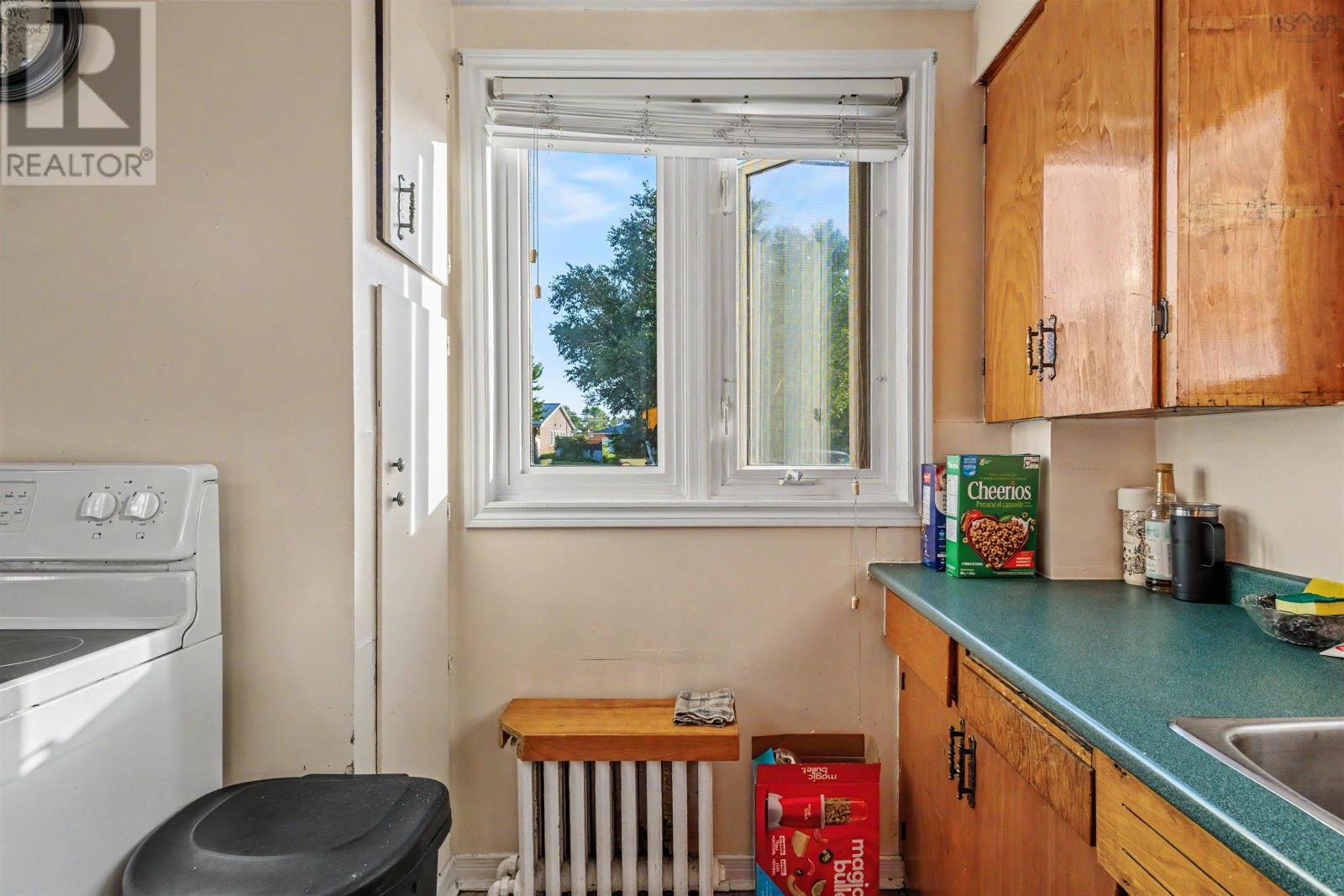 3 Collins Street Property Photo 22