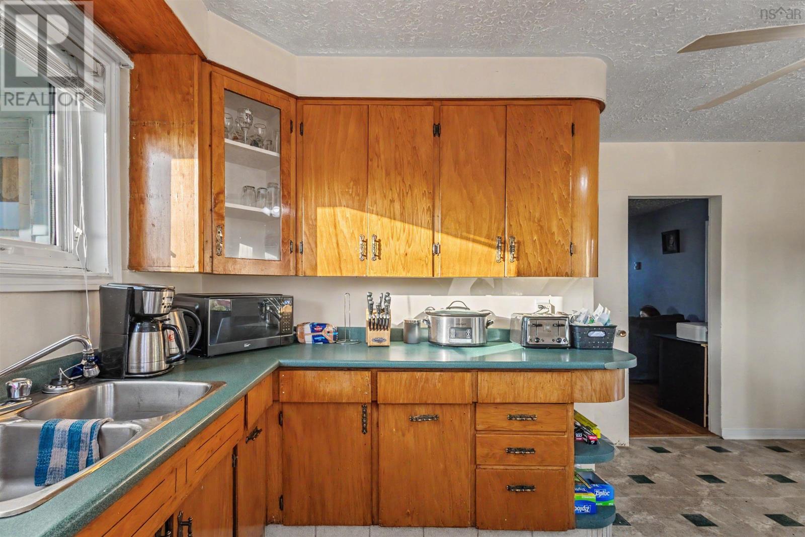 3 Collins Street Property Photo 23