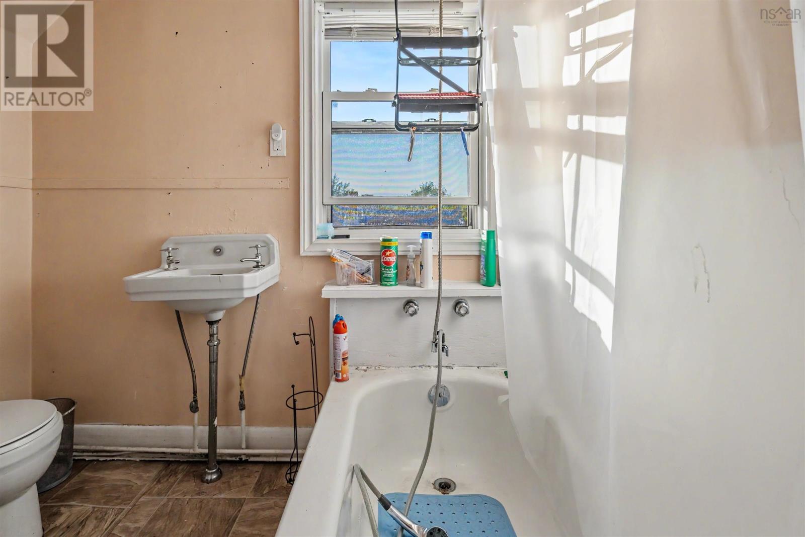 3 Collins Street Property Photo 26