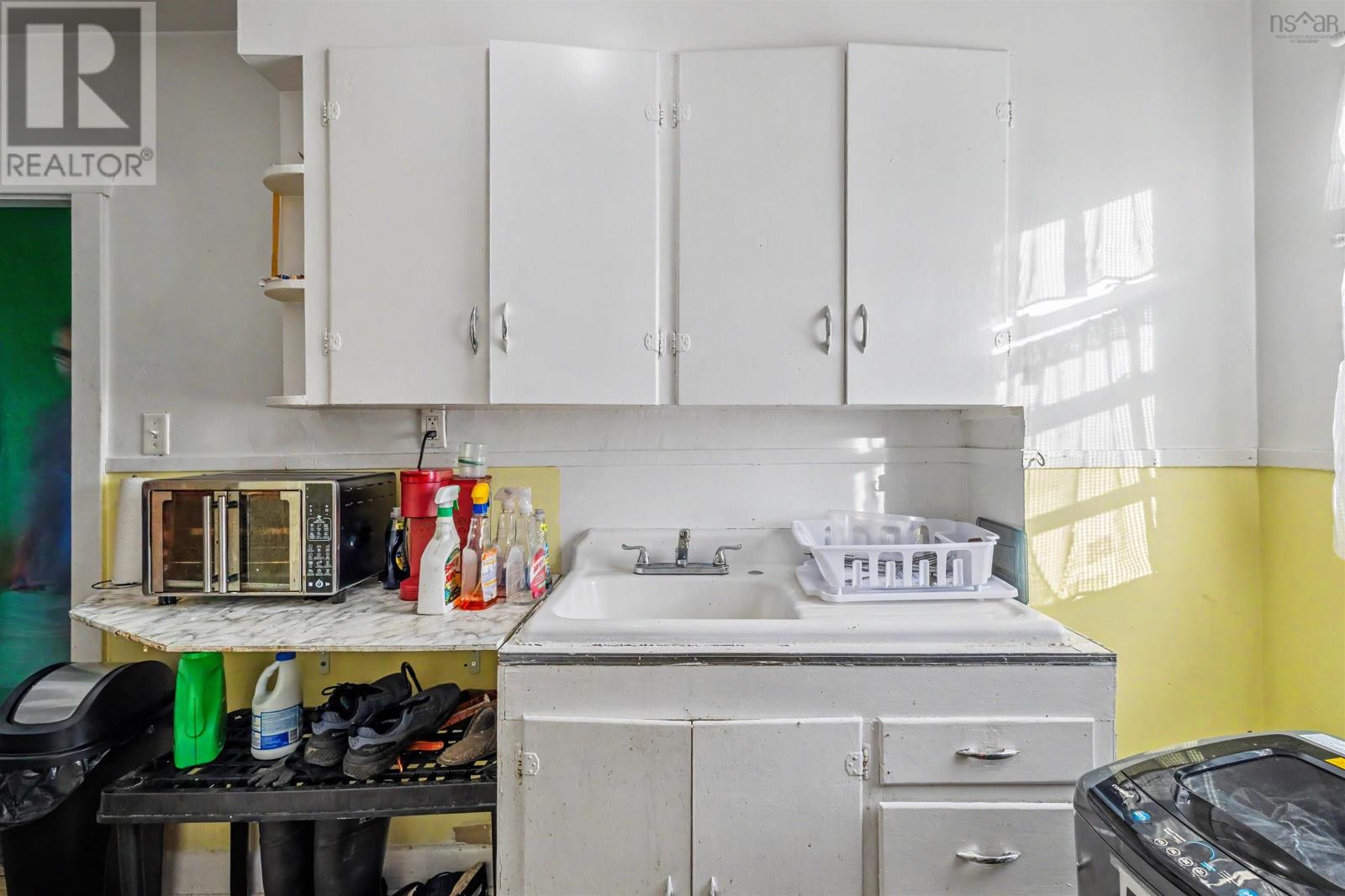 3 Collins Street Property Photo 29