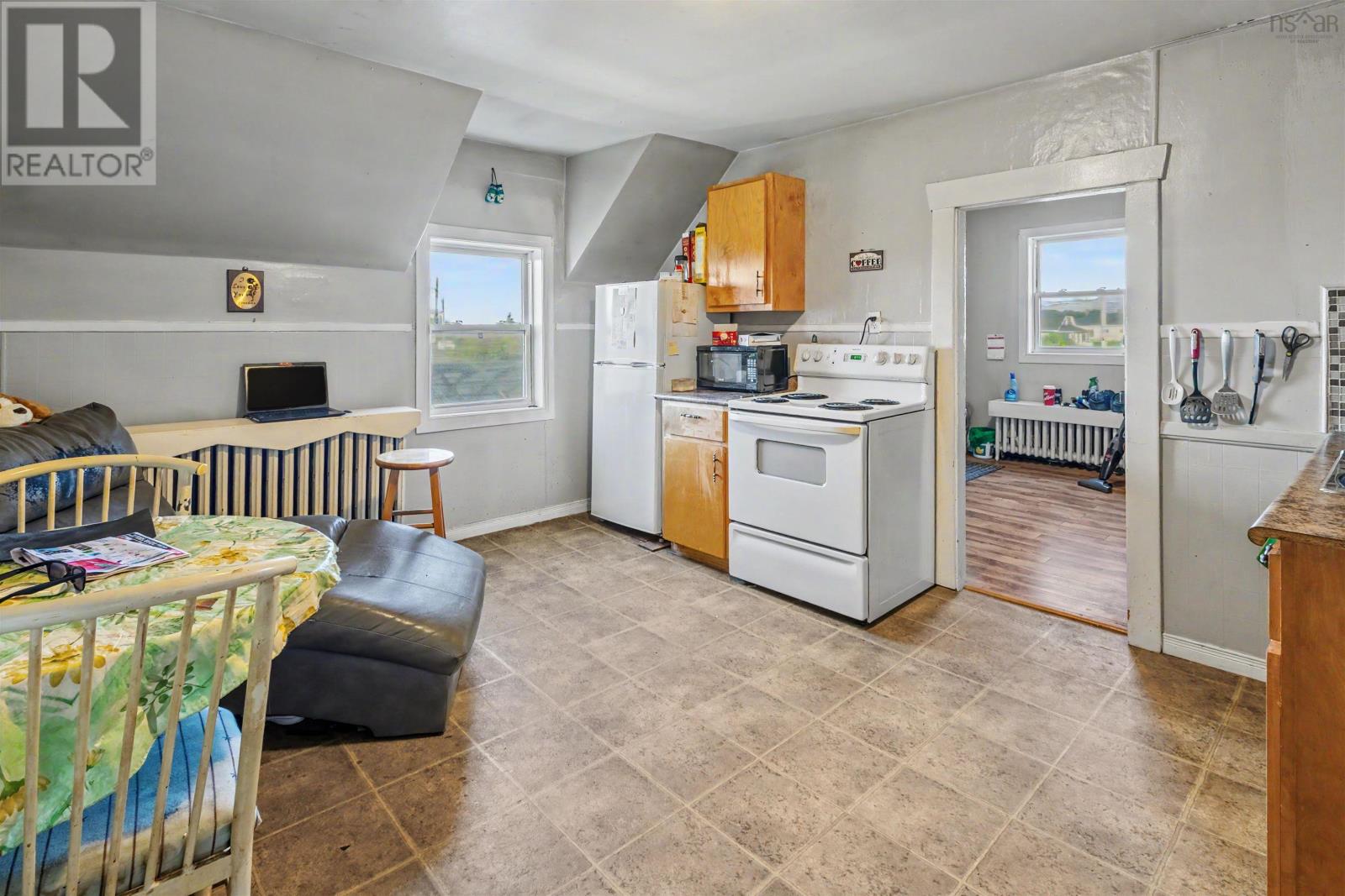 3 Collins Street Property Photo 38