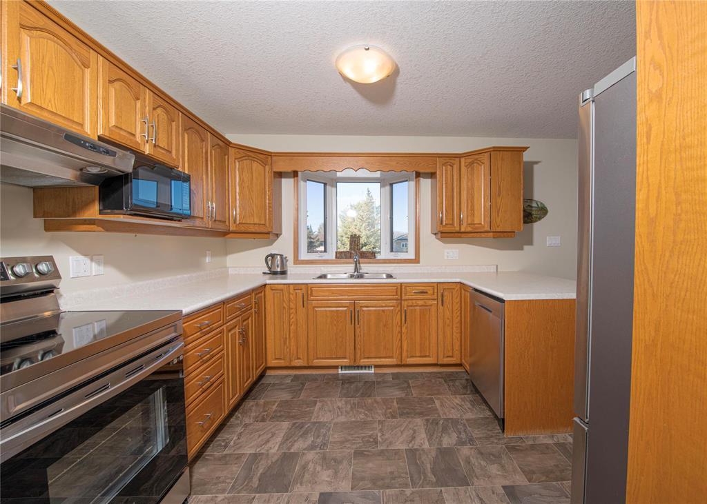 36 Charles Avenue Property Photo 23