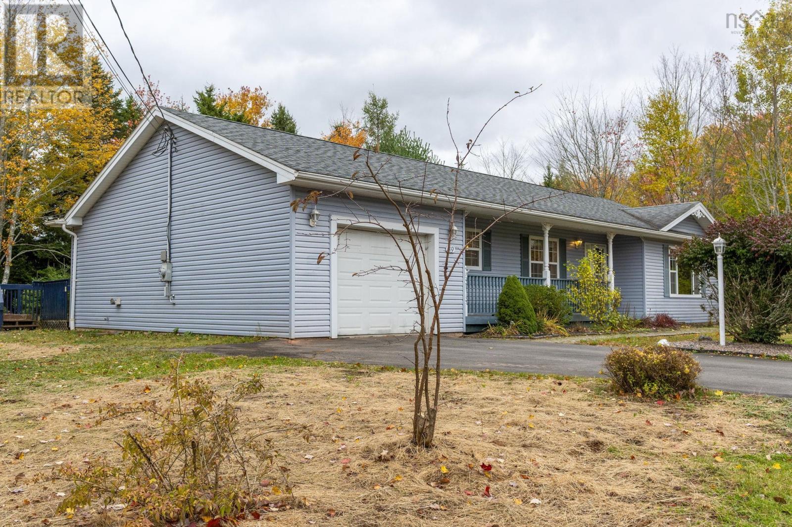 39 Homestead Drive Property Photo 2