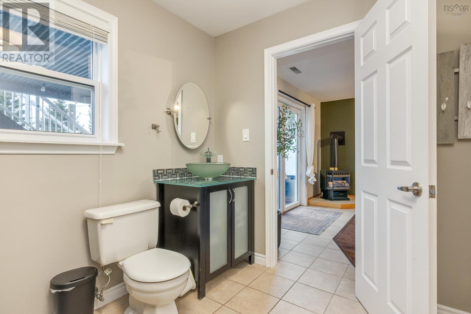 55 Dahlgren Crescent Property Photo 16