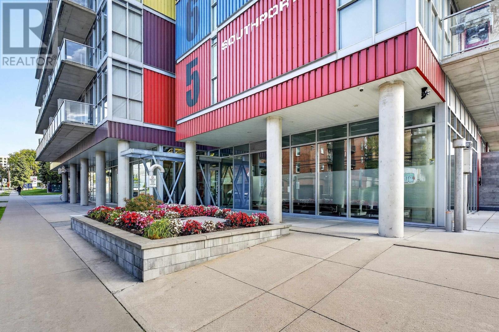 522 1065 Barrington Street Property Photo 2